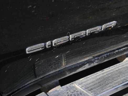 Used 2020 GMC Sierra 1500 SLT w/ SLT Premium Package image 13