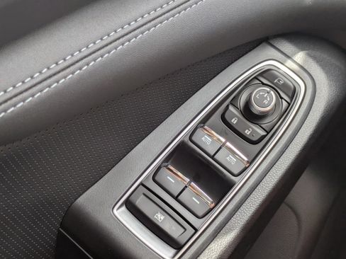 Certified 2025 Subaru Ascent Limited w/ Popular Package #1 image 24