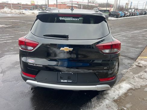 New 2026 Chevrolet TrailBlazer LT w/ Convenience Package FWD image 7