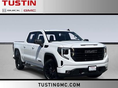 New 2026 GMC Sierra 1500 Elevation w/ LPO, Elevation Black Package