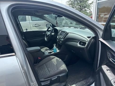 Used 2020 Chevrolet Equinox LT AWD/4WD image 12