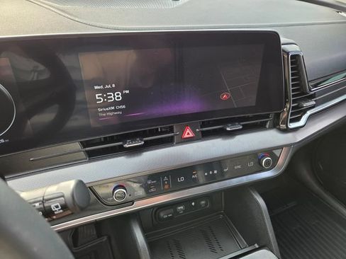 Used 2025 Kia Sportage SX FWD image 21