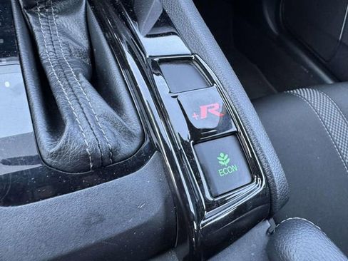 Used 2021 Honda Civic Sport image 42