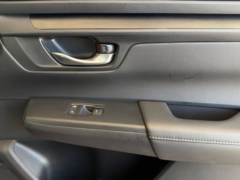 Used 2025 Honda CR-V EX image 19