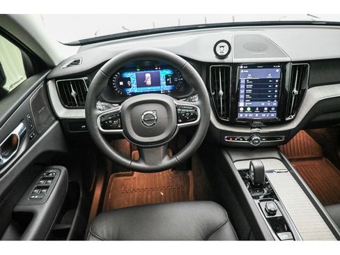 Used 2025 Volvo XC60 T8 Plus w/ Protection Package Premier AWD/4WD image 29