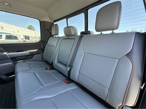 New 2025 Ford F150 Lariat w/ Equipment Group 501A Mid image 18