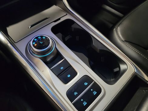 Used 2024 Ford Explorer XLT w/ Equipment Group 202A image 26