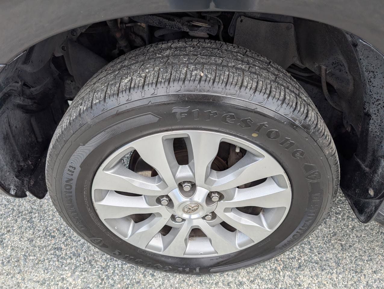 Used 2016 Toyota Sequoia SR5 RWD image 11