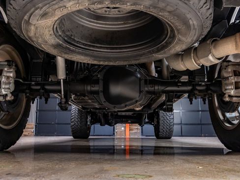 Used 2021 Ford F250 Limited w/ FX4 Off-Road Package image 15