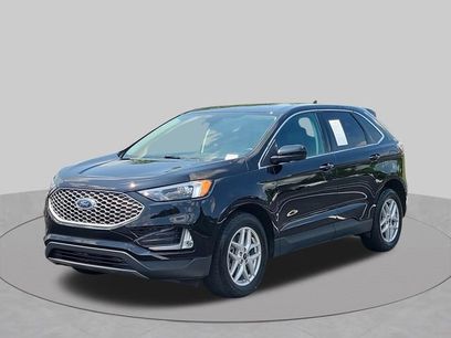 Used 2024 Ford Edge SEL w/ Convenience Package