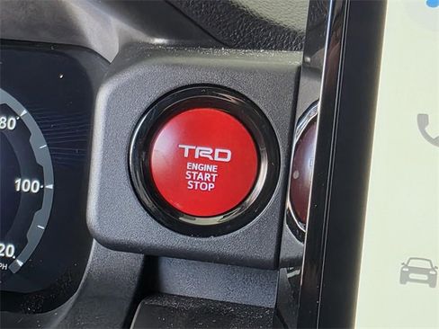 Used 2024 Toyota Tacoma TRD Off-Road image 15