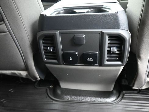 Used 2022 Ford F350 XLT w/ Black Appearance Package AWD/4WD image 16