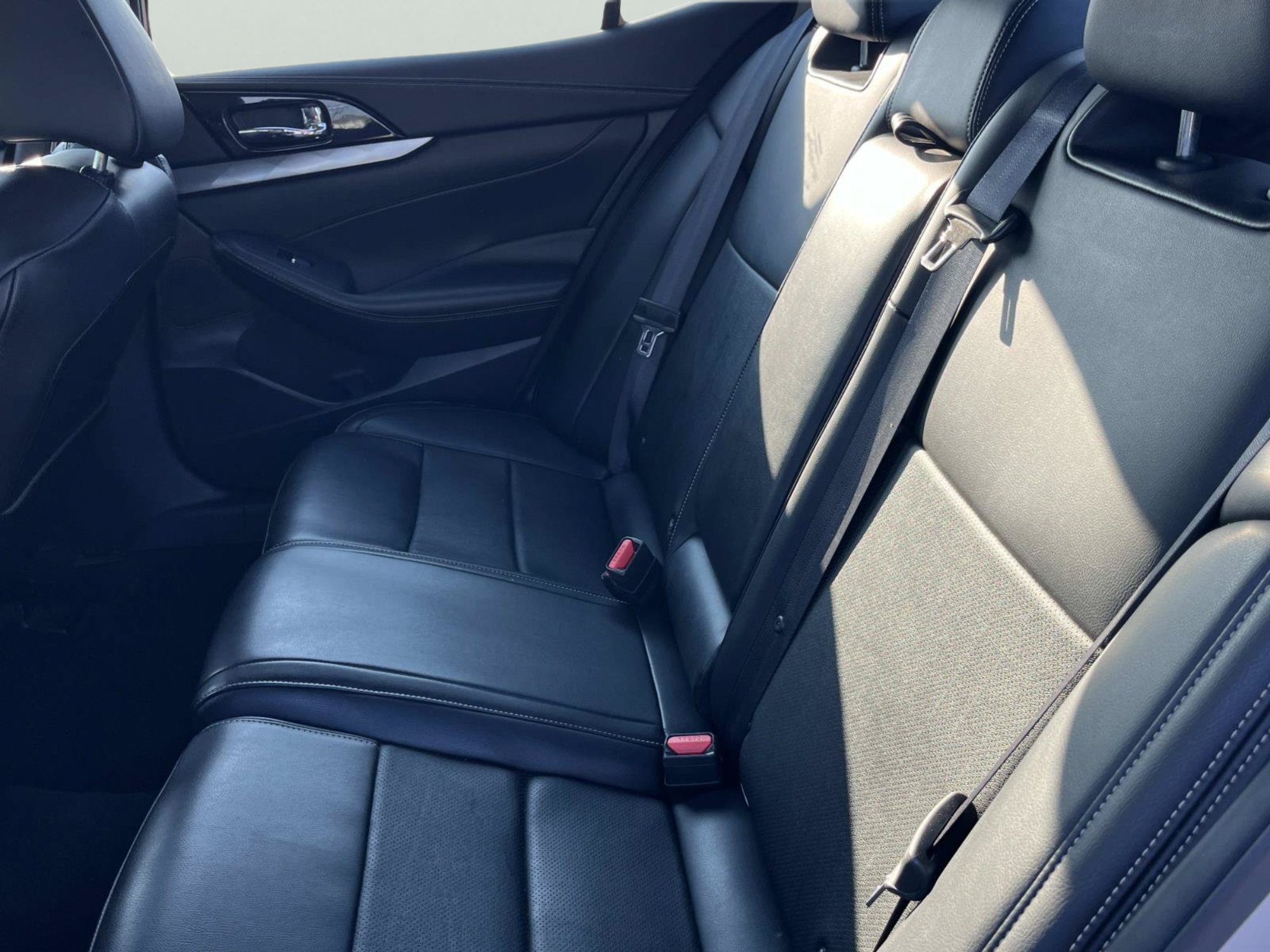 Used 2023 Nissan Maxima SV w/ Floor Mat Group FWD image 15