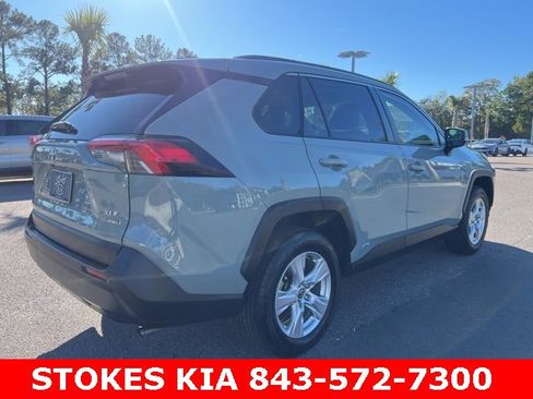 Used 2020 Toyota RAV4 XLE image 5