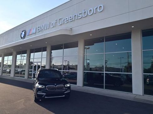 Used 2019 BMW X3 xDrive30i AWD/4WD image 3