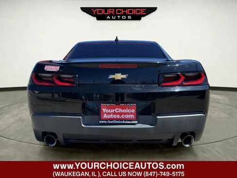 Used 2015 Chevrolet Camaro LT RWD image 4