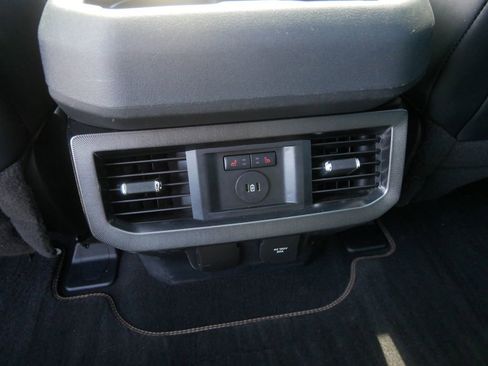Used 2023 Ford F350 Platinum AWD/4WD image 19
