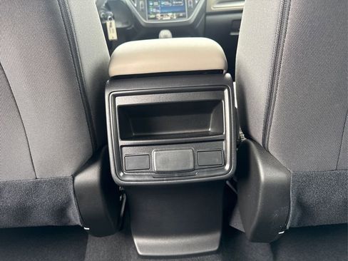 Used 2025 Subaru Forester image 28