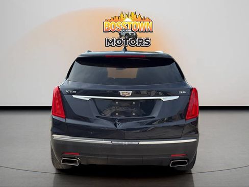 Used 2017 Cadillac XT5 Luxury w/ Driver Awareness Package FWD image 6