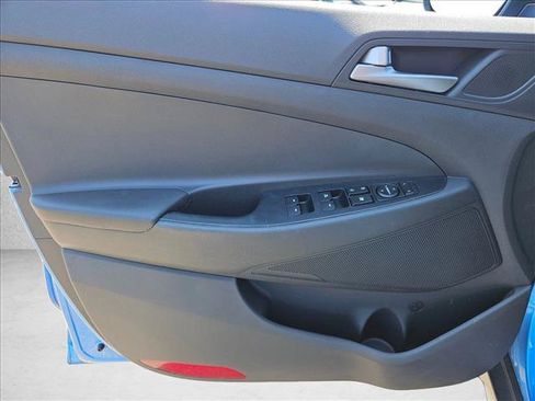 Used 2017 Hyundai Tucson SE w/ SE Popular Package 02 FWD image 25