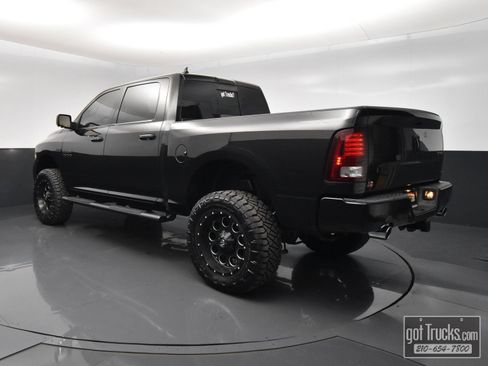 Used 2016 RAM 1500 Sport w/ Black Ram 1500 Sport Group AWD/4WD image 5