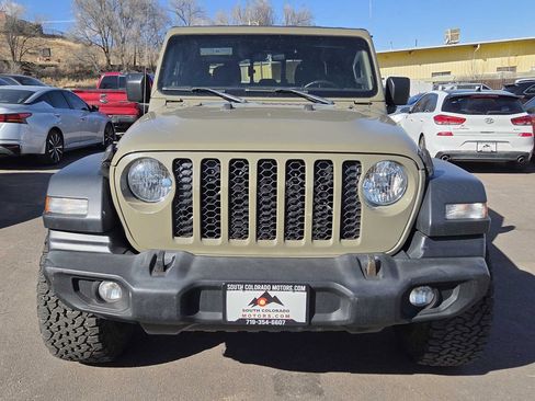 Used 2020 Jeep Gladiator Sport w/ Quick Order Package 24S image 2