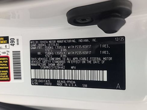 Used 2026 Toyota Sienna LE FWD image 45