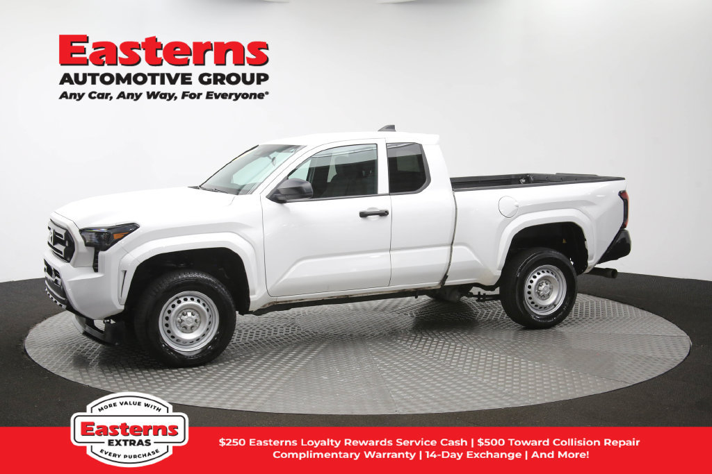 Used 2025 Toyota Tacoma SR RWD image 56