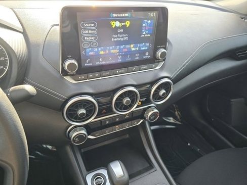 Used 2023 Nissan Sentra SV image 34