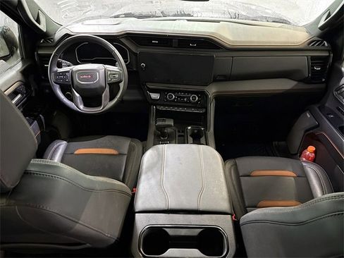 Used 2023 GMC Sierra 1500 AT4 w/ AT4 Preferred Package image 10