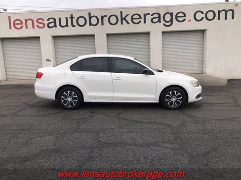 Used 2013 Volkswagen Jetta S image 1