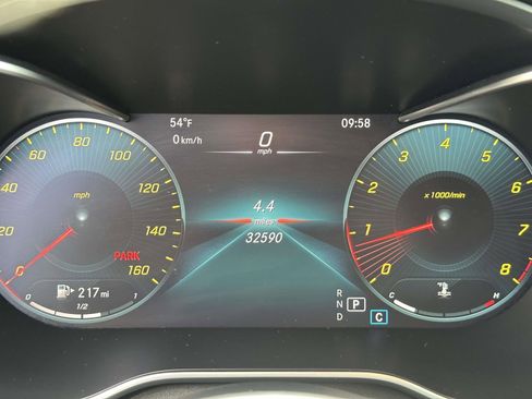 Used 2022 Mercedes-Benz GLC 300 4MATIC image 19