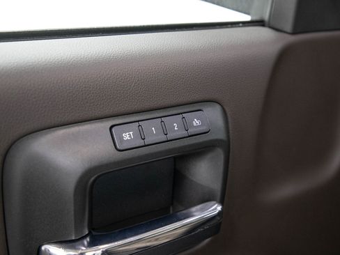 Used 2018 GMC Sierra 1500 SLT AWD/4WD image 22