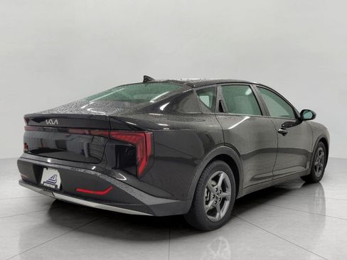 Used 2025 Kia K4 FWD image 42