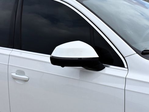 Used 2025 Audi Q7 3.0T Premium Plus image 7