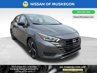 New 2025 Nissan Versa SR w/ Trunk Package