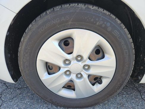 Used 2018 Kia Forte LX image 22