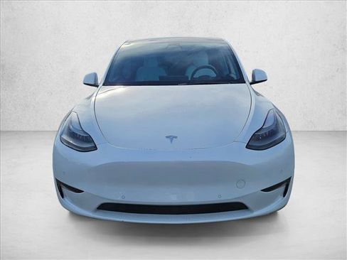 Used 2022 Tesla Model Y Performance image 2