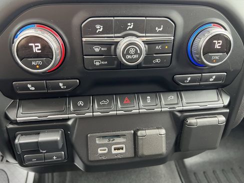 Used 2021 Chevrolet Silverado 1500 LT w/ Convenience Package II image 41