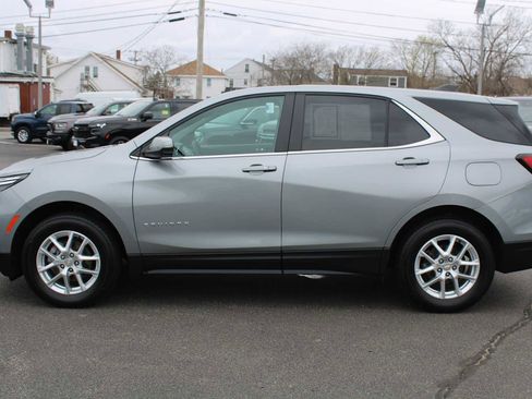 Used 2023 Chevrolet Equinox LT AWD/4WD image 4