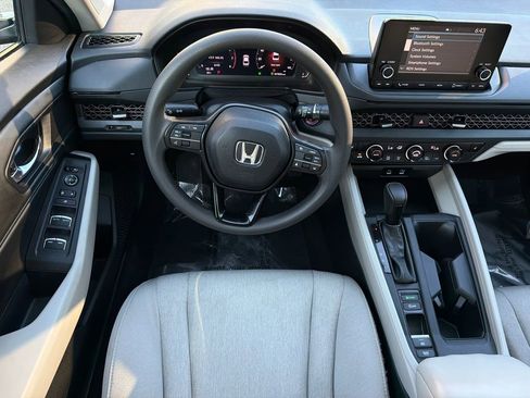 Used 2024 Honda Accord EX image 19