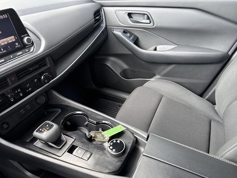 Certified 2024 Nissan Rogue S image 19