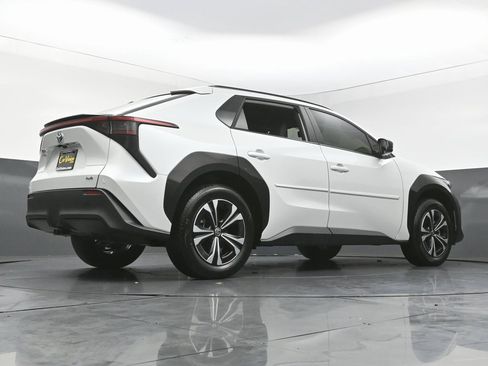 Used 2023 Toyota bZ4X XLE image 48