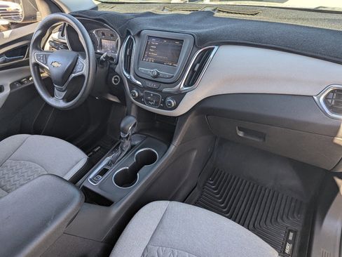 Used 2022 Chevrolet Equinox LS w/ LS Convenience Package image 13