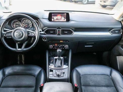 Used 2017 MAZDA CX-5 Touring image 12