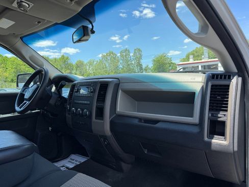 Used 2012 RAM 1500 ST w/ SXT Appearance Group AWD/4WD image 19