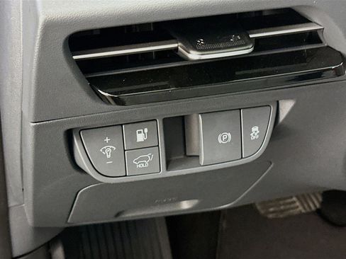 Used 2024 Kia EV6 Wind w/ Wind Technology Package image 17