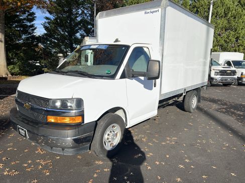 Used 2021 Chevrolet Express 3500 w/ Power Convenience Package image 5