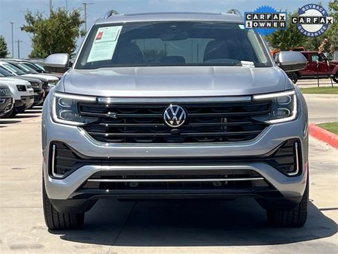 Used 2025 Volkswagen Atlas SEL Premium R-Line image 2