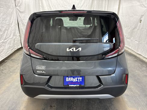 Certified 2023 Kia Soul LX w/ Option Group 015 FWD image 7